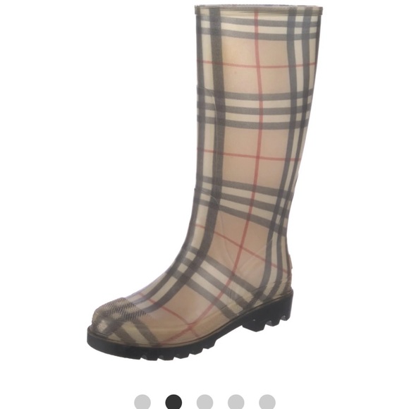 Burberry rain boots - Picture 2 of 3